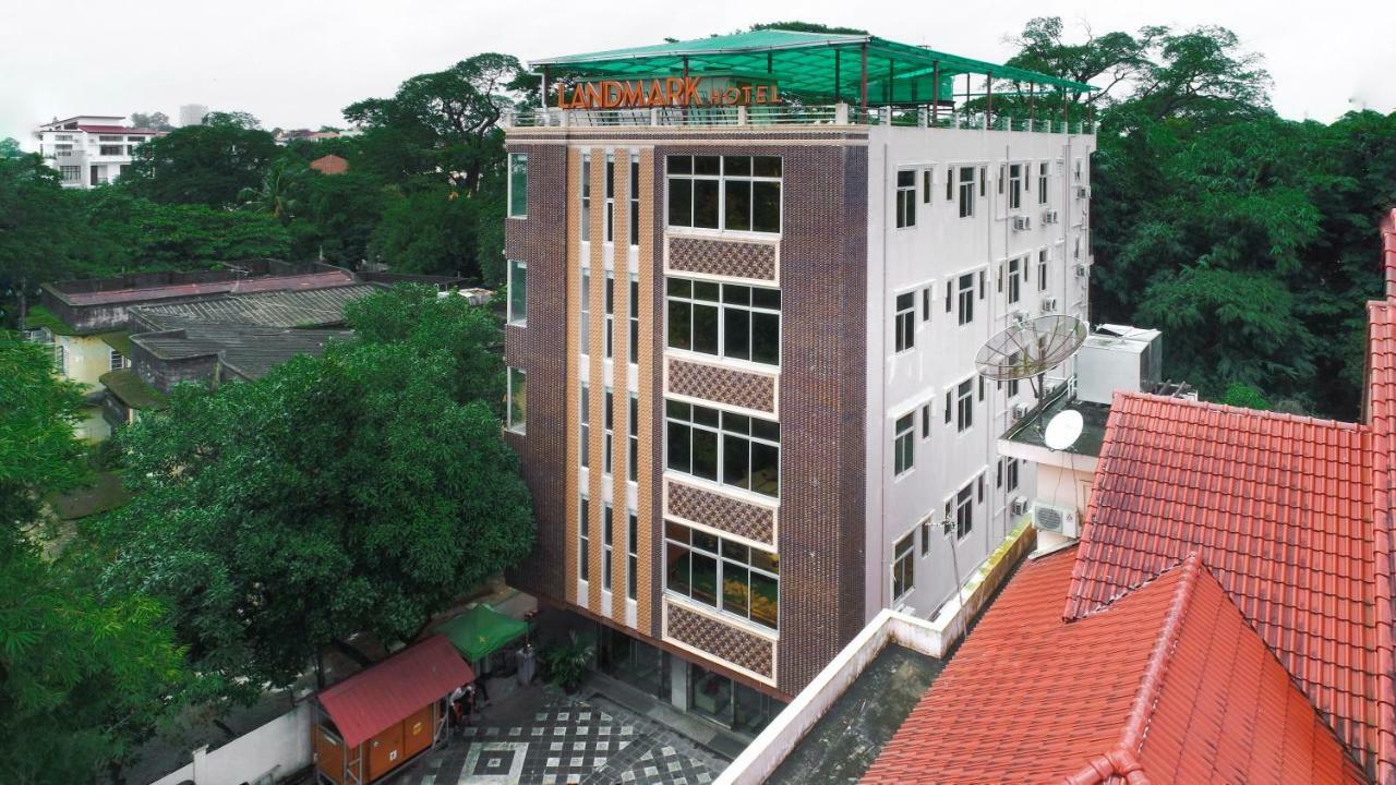 Landmark Hotel Yangon Exterior photo